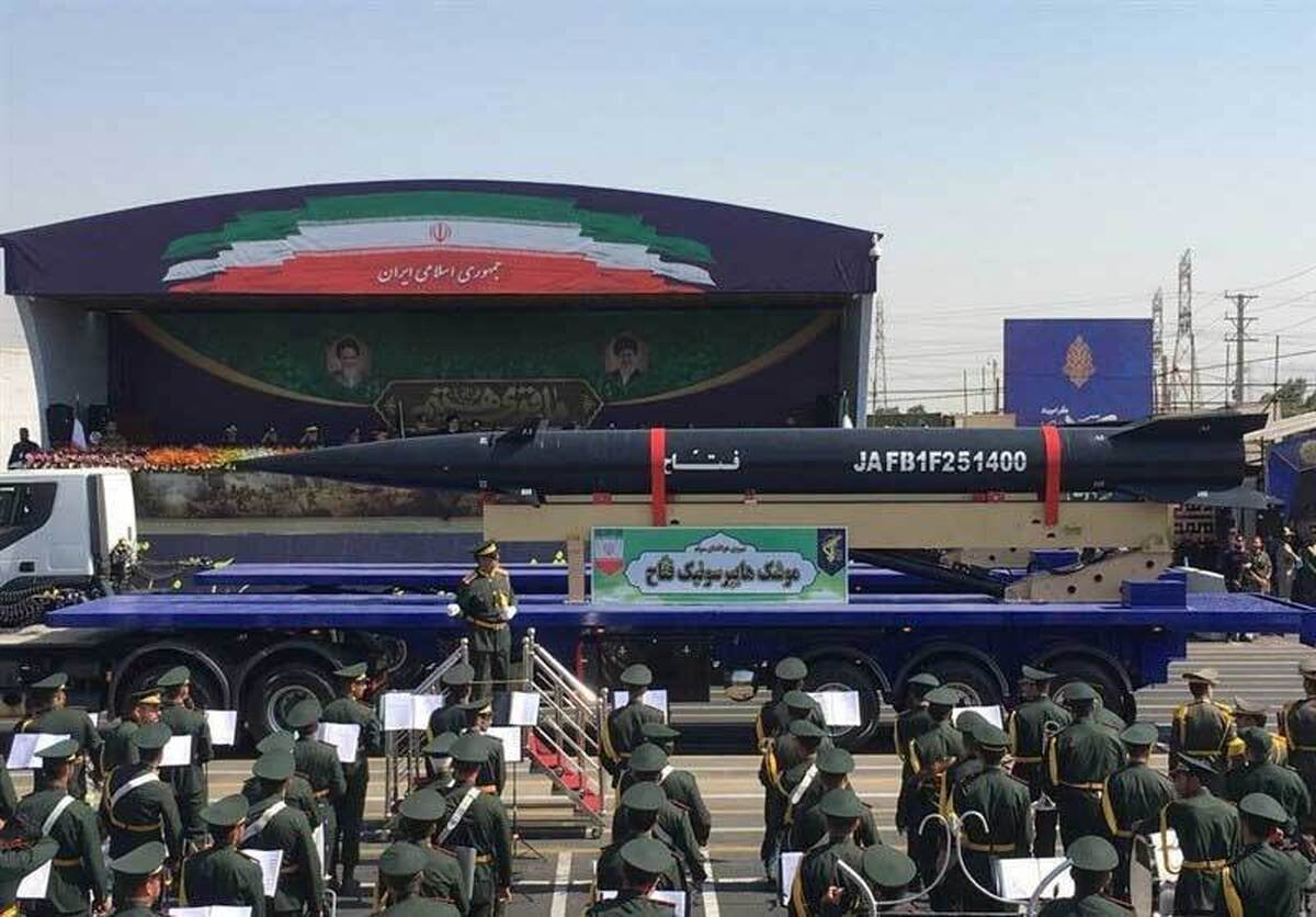 موشک هایپرسونیک فتاح و موشک کروز برد بلند پاوه نیروی هوافضای سپاه برای اولین بار در رژه ۳۱ شهریور نیروهای مسلح در تهران به نمایش درآمد.