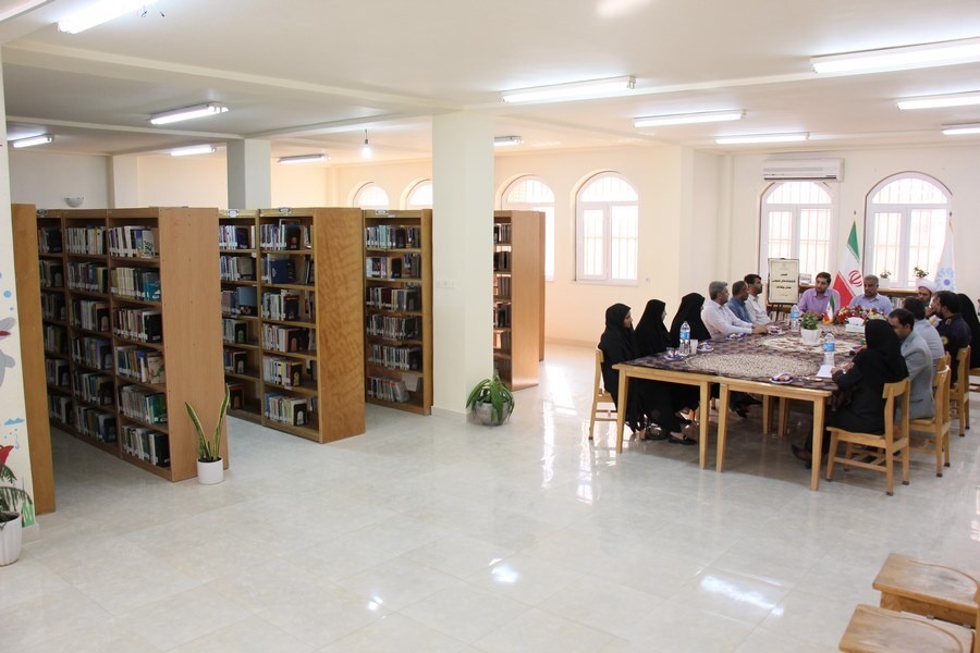 بازگشایی کتابخانه عمومی شهید آوینی چغادک