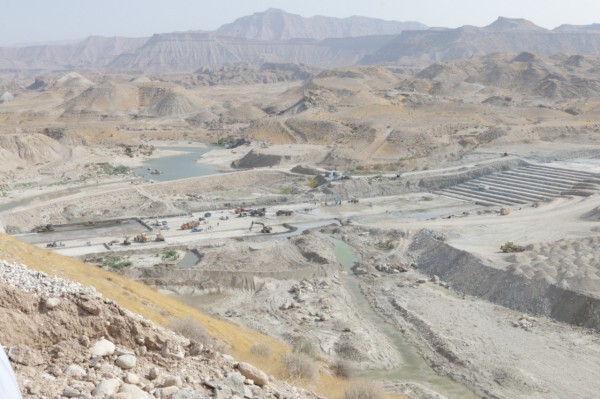 افزایش جبهه های کاری سد دشت پلنگ در دستور کار است افزایش جبهه های کاری سد دشت پلنگ در دستور کار است