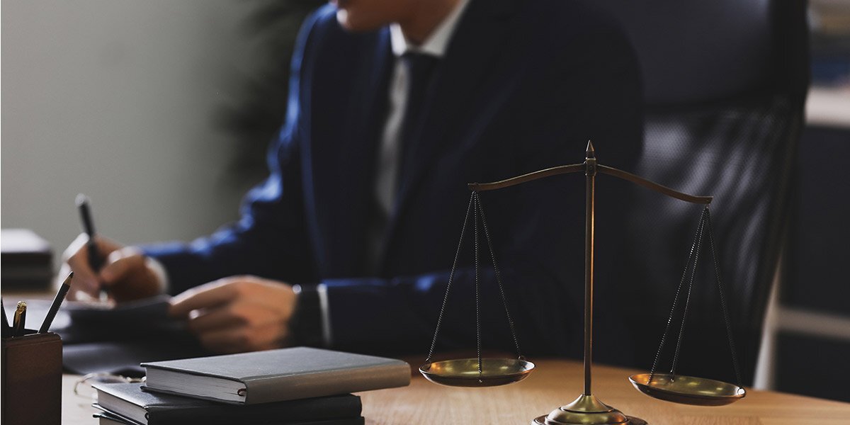 بهترین وکیل ایران چه کسی است؟ بهترین وکیل ایران چه کسی است؟