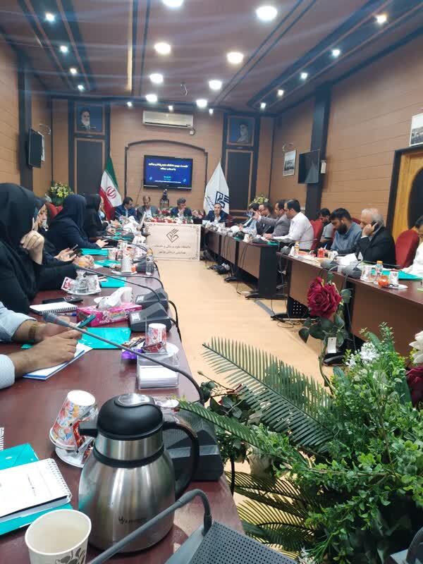 ارتقاء کمی و کیفی خدمات سلامت در اولویت می باشد ارتقاء کمی و کیفی خدمات سلامت در اولویت می باشد