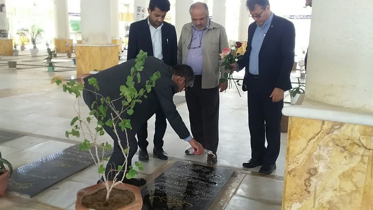 سفر مدیرکل کمیته امداد امام خمینی (ره) استان بوشهر به برازجان سفر مدیرکل کمیته امداد امام خمینی (ره) استان بوشهر به برازجان