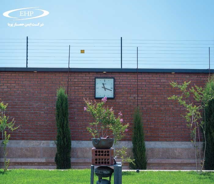 فنس الکتریکی راهکاری ایمن و هوشمند جهت جلوگیری از سرقت فنس الکتریکی راهکاری ایمن و هوشمند جهت جلوگیری از سرقت