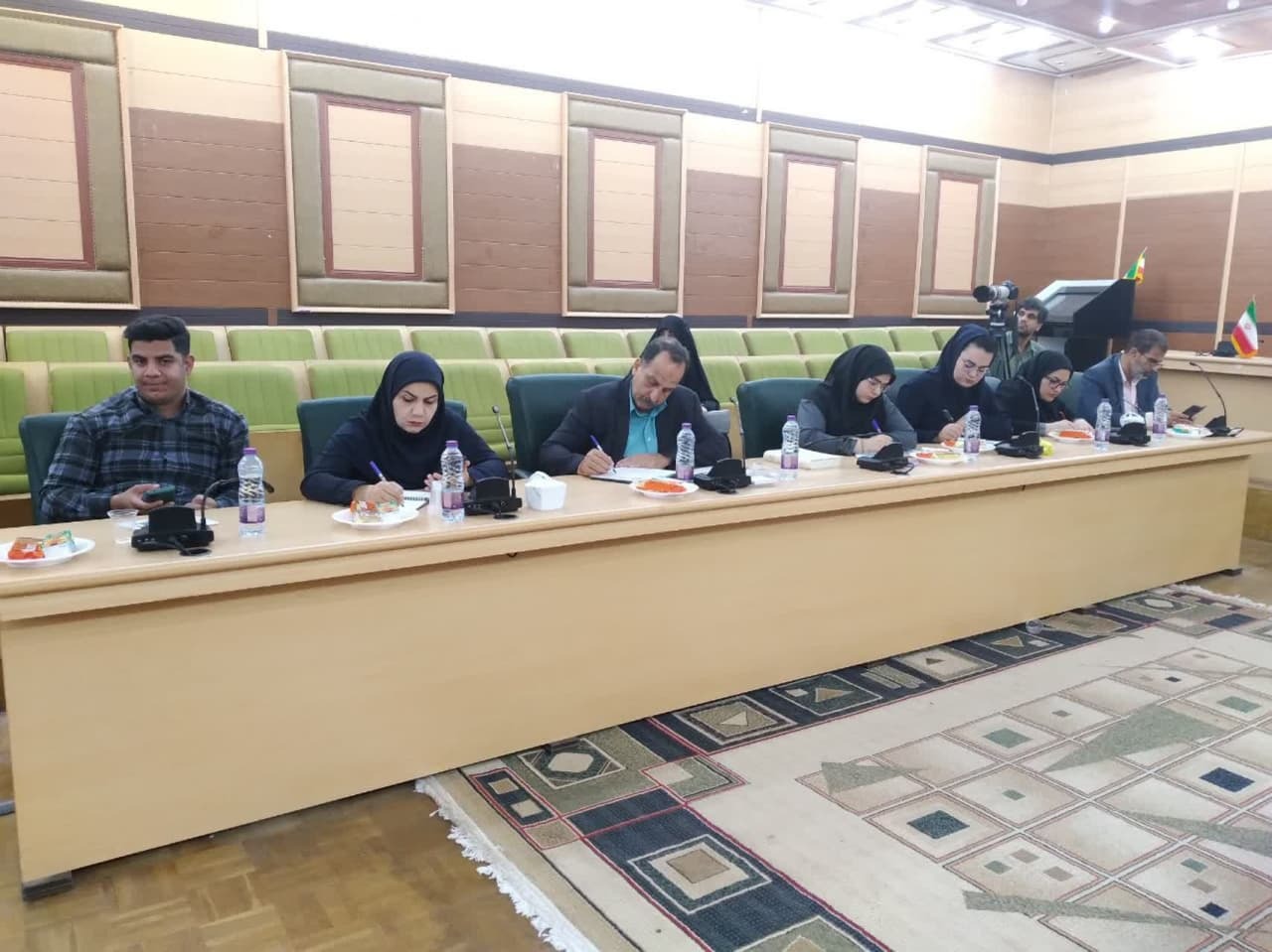 برخورداری از شبکه گاز رسانی در همه شهرها به استثنای جزیره خارگ برخورداری از شبکه گاز رسانی در همه شهرها به استثنای جزیره خارگ