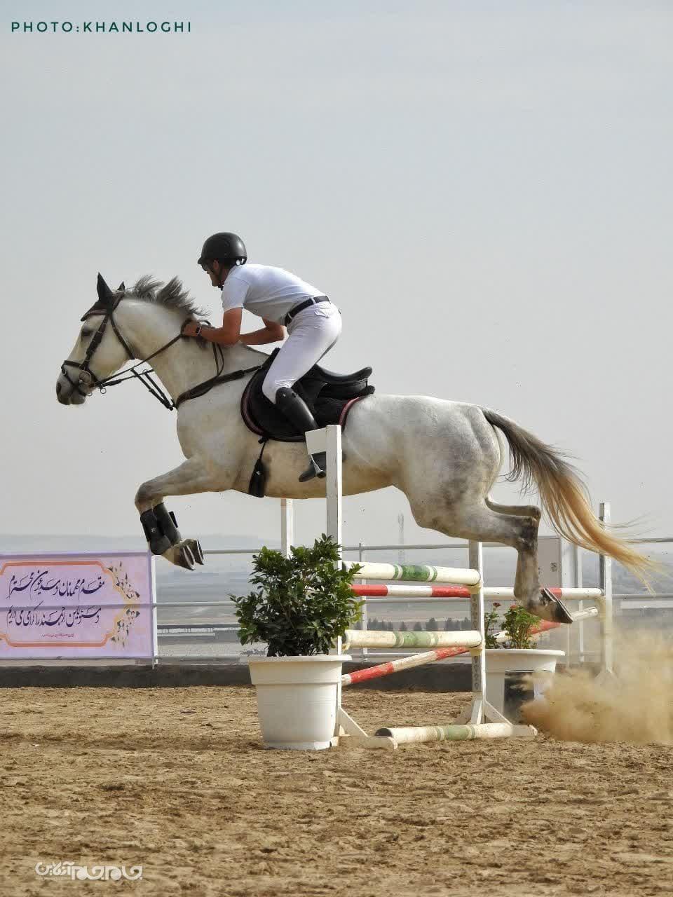 نخستین دوره مسابقات پرش با اسب خراسان شمالی به کار خود پایان داد
