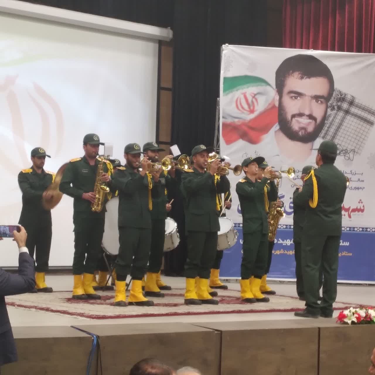 ترویج فرهنگ شهادت با زبان فرهنگ و هنر