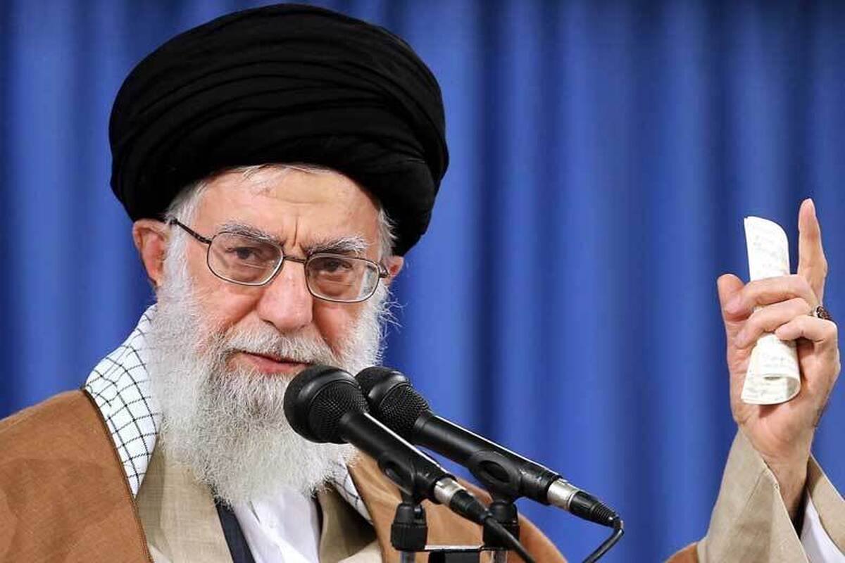 حساب توییتر پایگاه اطلاع رسانی دفتر حفظ و نشر آثار حضرت آیت الله خامنه‌ای امشب پنجشنبه دوم آذر، جمله‌ای از رهبر معظم انقلاب را به زبان عبری منتشر کرد.