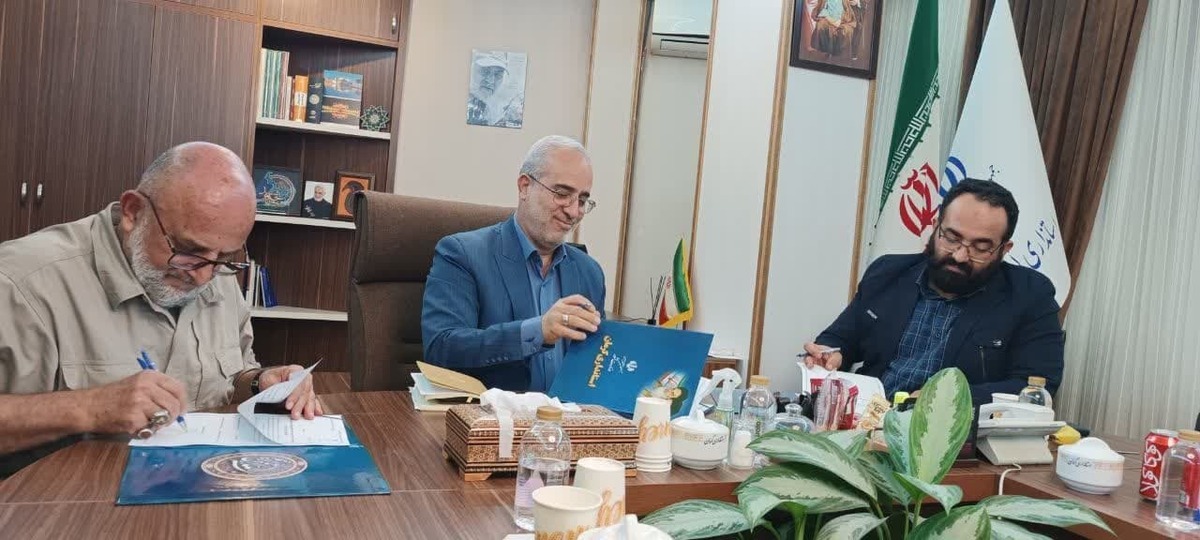 با محوریت فعالیت‌های فرهنگی، آموزشی و اشتغال‌آفرینی، هشت مجتمع فرهنگی در سطح شهرستان جازموریان احداث می‌شود.