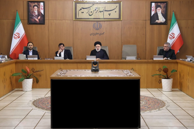 اقدامات امیدبخش دولت در خدمت رسانی به مردم تبیین شود | لزوم رفع دغدغه‌های نخبگان