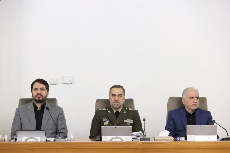 اقدامات امیدبخش دولت در خدمت رسانی به مردم تبیین شود | لزوم رفع دغدغه‌های نخبگان