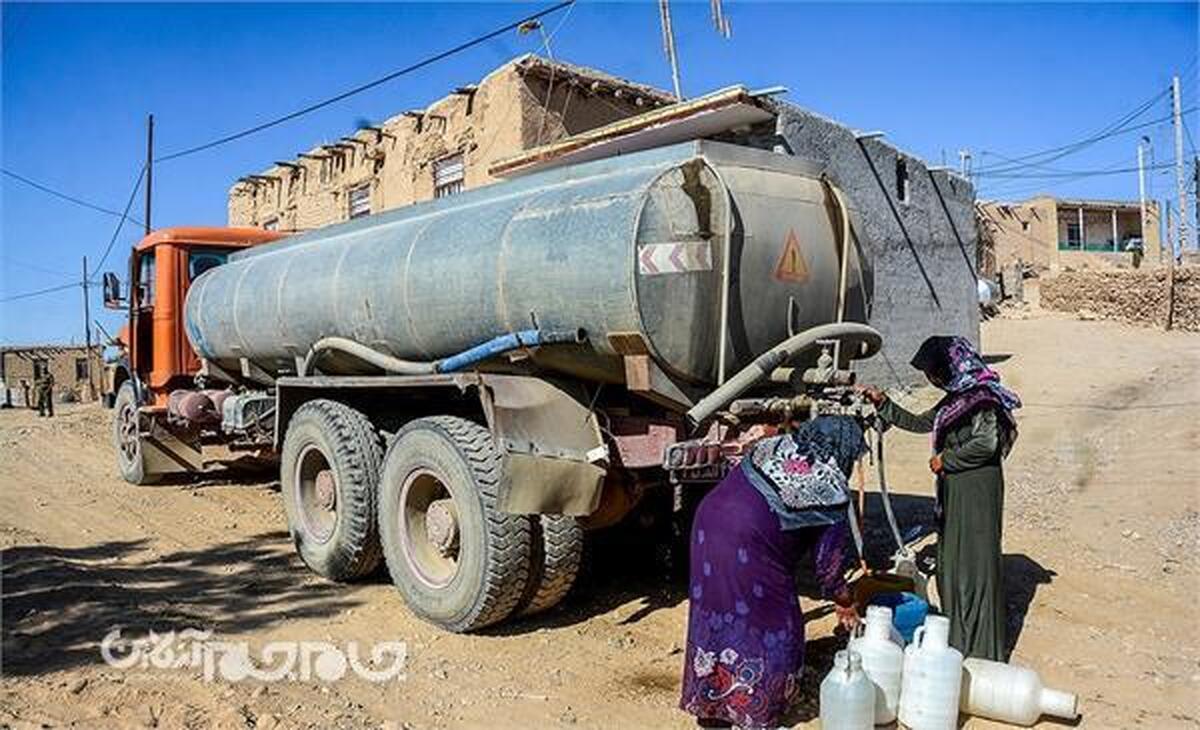 مدیر امور آب و فاضلاب مینودشت گفت: با وجود فاصله چند ماهه با فصل گرما، کمبود آب آشامیدنی از هم‌اکنون ساکنان برخی روستاهای شهرستان را دچار مشکل کرده و به اهالی ۱۱ روستای بخش مرکزی و سه روستای بخش کوهسارات با تانکر آبرسانی شود.