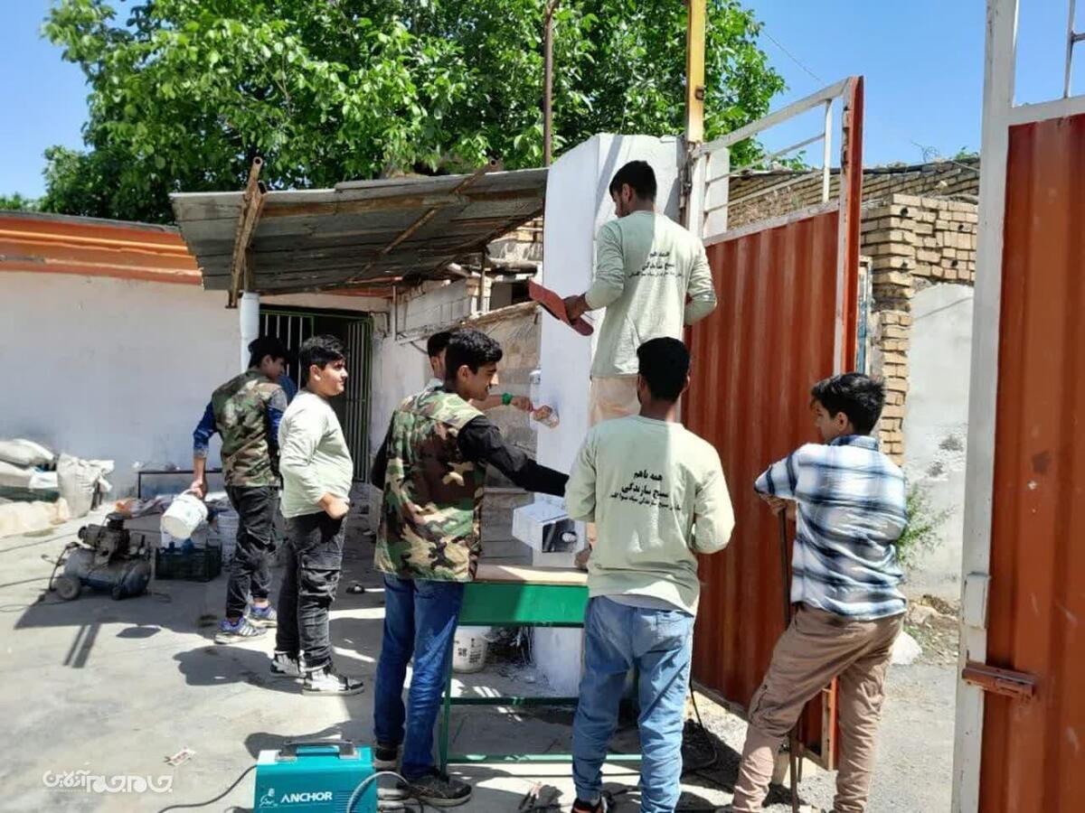 دستیار گروه جهادی مدیرکل نوسازی مدارس گلستان گفت: در ایام نوروز امسال ۵ گروه جهادی در سطح مدارس استان فعالیت دارند.