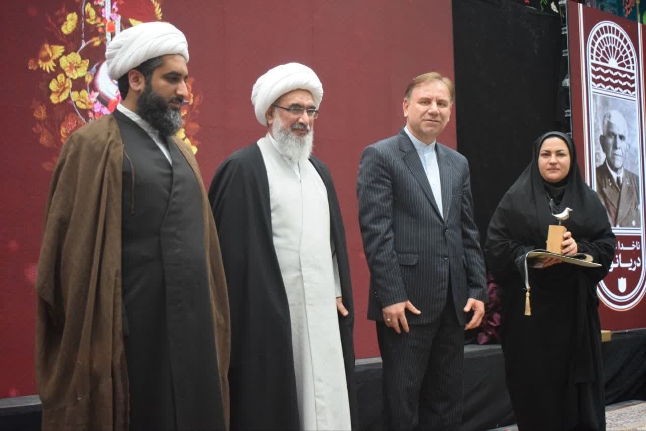 رویداد ملی «بـوشهر، حسینیه مقاومت» برگزار شد رویداد ملی «بـوشهر، حسینیه مقاومت» برگزار شد