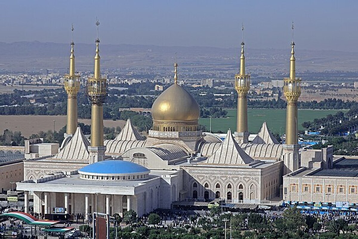 رئیس پلیس راهور تهران بزرگ تمهیدات ترافیکی ویژه مراسم ۱۲بهمن و نماز جمعه درحرم مطهر امام خمینی(ره) را اعلام کرد.