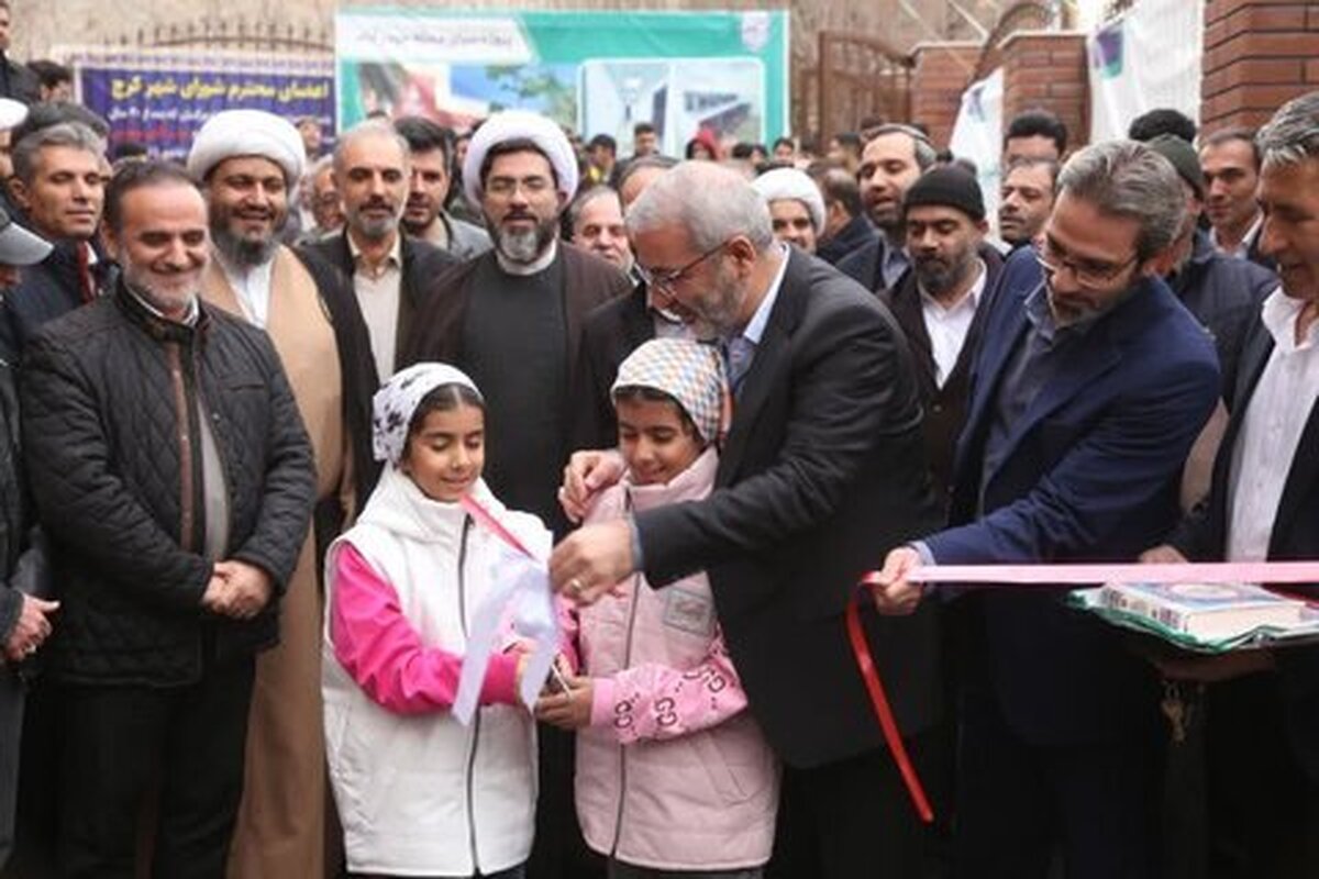 در ایام دهه فجر و چهل و هفتمین سالگرد پیروزی انقلاب اسلامی، دو پروژه عمرانی و خدماتی در منطقه ۶ کرج به بهره‌برداری رسید. این پروژه‌ها شامل سرای محله حیدرآباد و بازگشایی معبر نهم شاهین ویلا به بلوار باغستان است که نقش مهمی در بهبود کیفیت زندگی شهروندان ایفا می‌کنند.