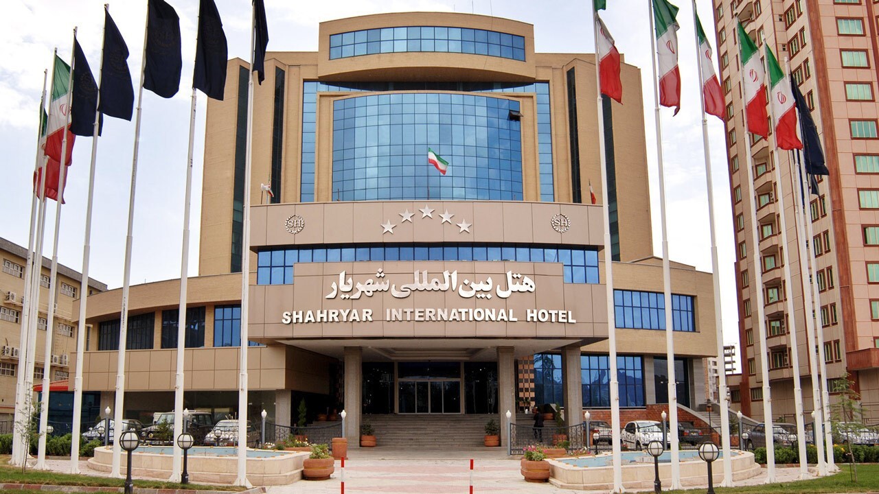 راهنمای کامل سفر به تبریز و اقامت در هتل های آن راهنمای کامل سفر به تبریز و اقامت در هتل های آن