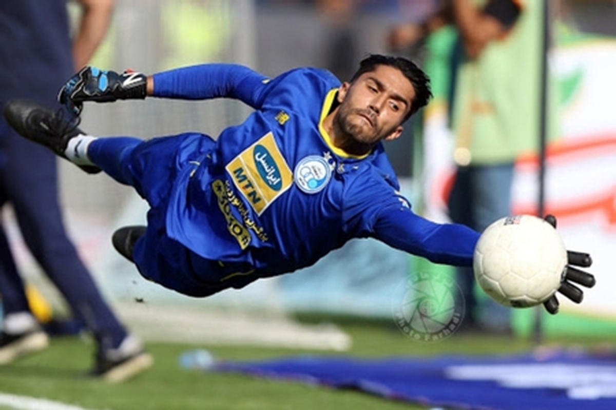 سید حسین حسینی پس از ارائه نمایش قابل قبول در دیدار مقابل تیم فوتبال النصر عربستان در تیم منتخب هفته لیگ نخبگان آسیا قرار گرفت.