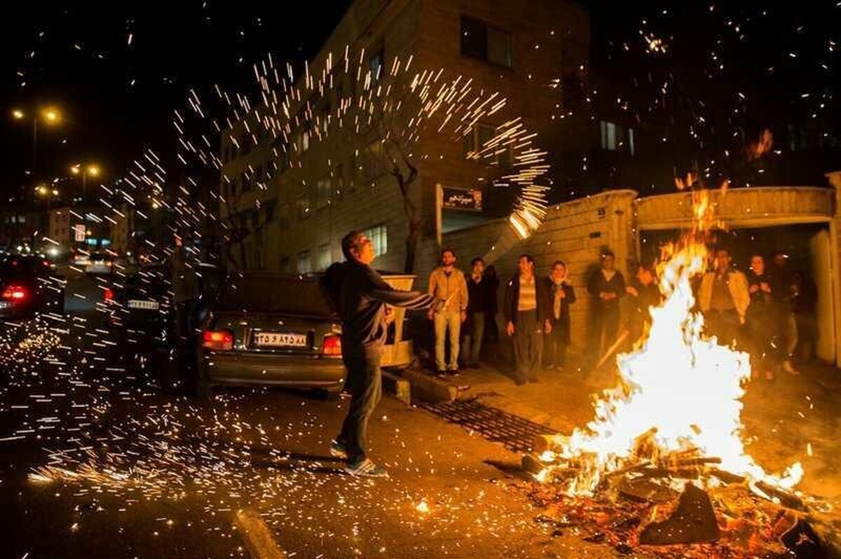 مراسم چهارشنبه‌سوری امشب در حالی آغاز می‌شود که نیامده، جان‌هایی گرفته و صدها نفر را مصدوم و دچار نقص عضو کرده است. فیلم‌های بسیاری از نحوه تهیه نارنجک دستی و انفجار آن در فضای مجازی منتشر شده که نشان می‌دهد امشب هم باید منتظر حوادث تلخی باشیم. متاسفانه شاهد افزایش تلفات چهارشنبه‌سوری بودیم و تنها در سال گذشته ۱۴نفر جان خود را در این حوادث از دست دادند.