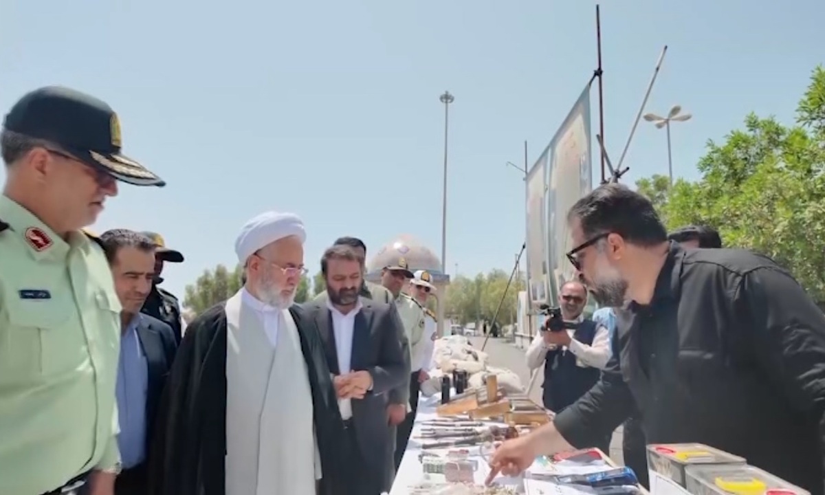 دادستان کل کشور گفت: در نتیجه همکاری دستگاه قضایی، نیروی انتظامی و دادگستری هرمزگان پیشرفت قابل توجهی، به ویژه در زمینه قاچاق سوخت حاصل شده است.