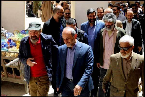 عکس | بازدید رئیس رسانه ملی از پشت صحنه سریال «سلمان فارسی»