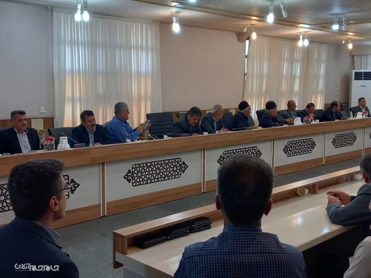 جلسه هم اندیشی فرماندار ایذه و اردل با بزرگان طوایف سرقلی و گورویی جلسه هم اندیشی فرماندار ایذه و اردل با بزرگان طوایف سرقلی و گورویی