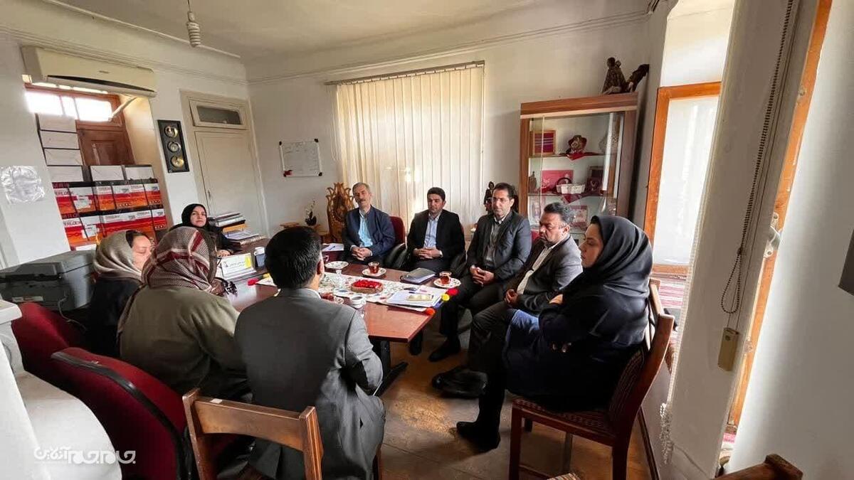 معاون صنایع‌دستی و هنرهای سنتی استان گلستان از برپایی بازارچه صنایع‌دستی و سوغات بومی در روزهای چهارشنبه و پنجشنبه هر هفته در موزه صنایع‌دستی و هنرهای سنتی استان گلستان خبر داد.
