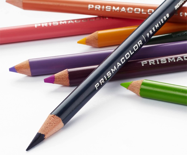 فرق مداد رنگی پلی کروم با کلاسیک در چیست؟