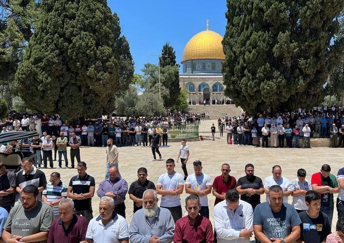 ۴۵ هزار فلسطینی نماز جمعه را در مسجد الاقصی اقامه کردند