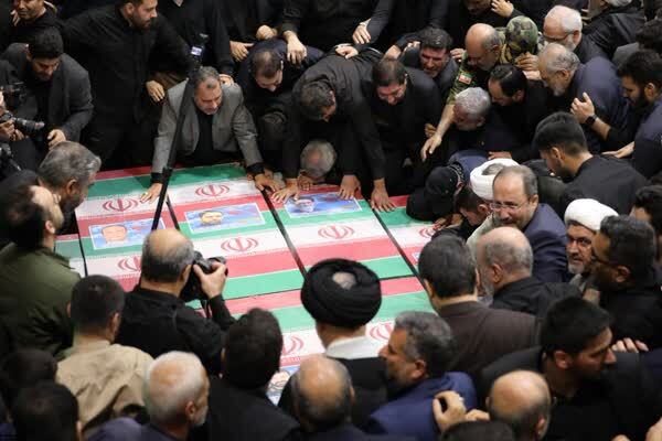 «شهید رئیسی» نماینده شاخص «مکتب حکمرانی انقلاب اسلامی» بود «شهید رئیسی» نماینده شاخص «مکتب حکمرانی انقلاب اسلامی» بود