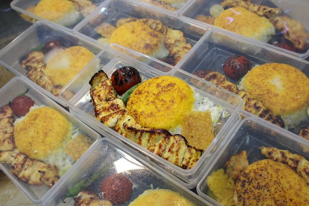 بزرگترین کترینگ میرداماد با امکان پخت 5000 غذای نذری در روز