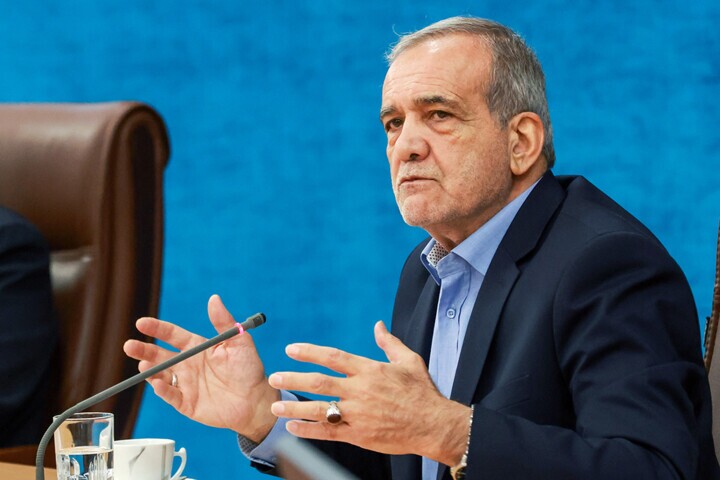 رئیس جمهور: باید با کنار گذاشتن اختلافات حول محور اهداف مشترک وفاق کنیم