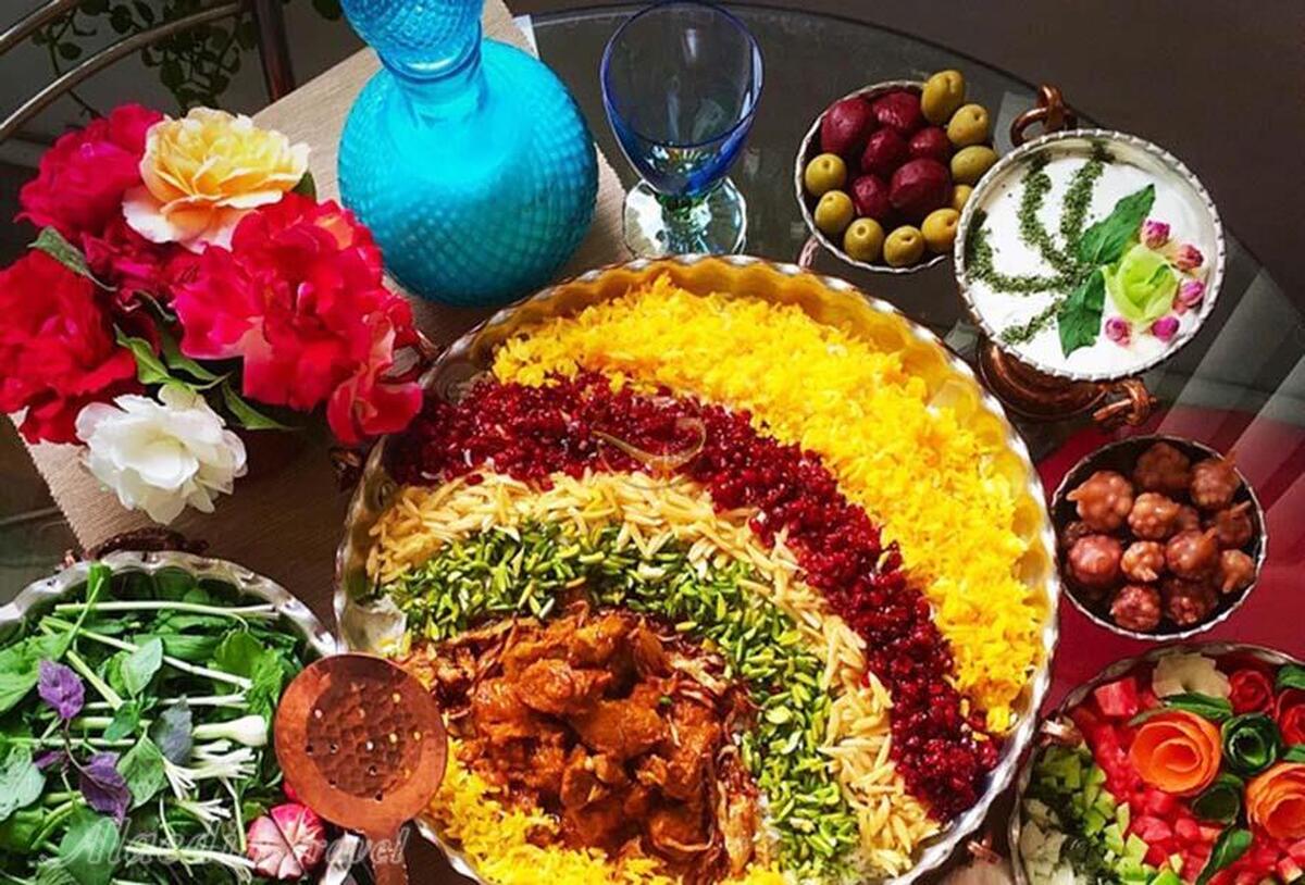 ‎مدیرعامل شرکت نمایشگاه‌های بین‌المللی استان قزوین گفت: اولین جشنواره غذا با محوریت معرفی ظرفیت‌های غذایی استان قزوین برگزار می‌شود.