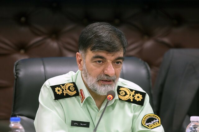 نصب پلاک سوم روی خودروها نصب پلاک سوم روی خودروها