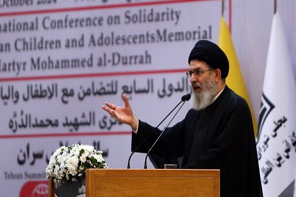 حزب الله در قلوب مردم و رزمندگان است حزب الله در قلوب مردم و رزمندگان است