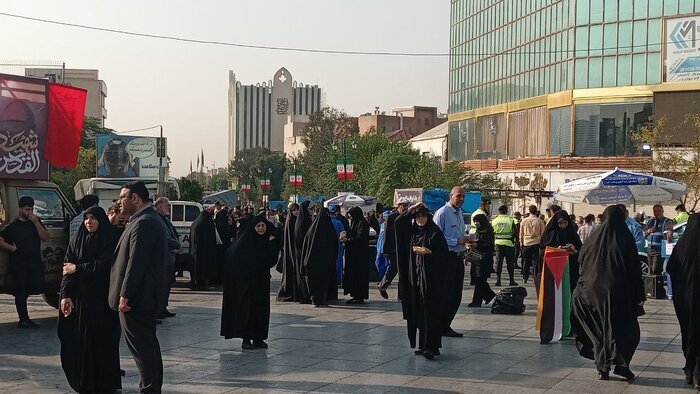 گزارش تصویری ا  استقبال از پیکر شهید نیلفروشان