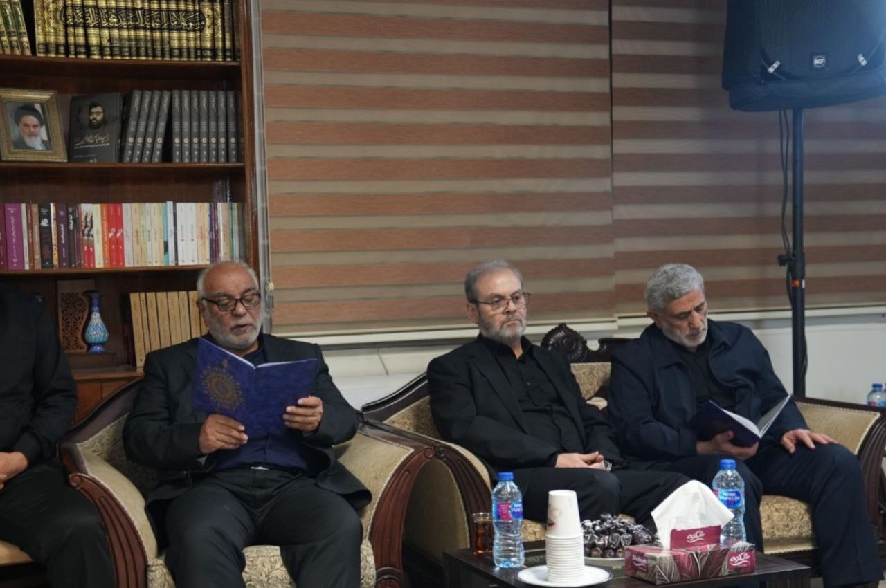 حضور سردار قاآنی در دفتر حزب‌الله تهران