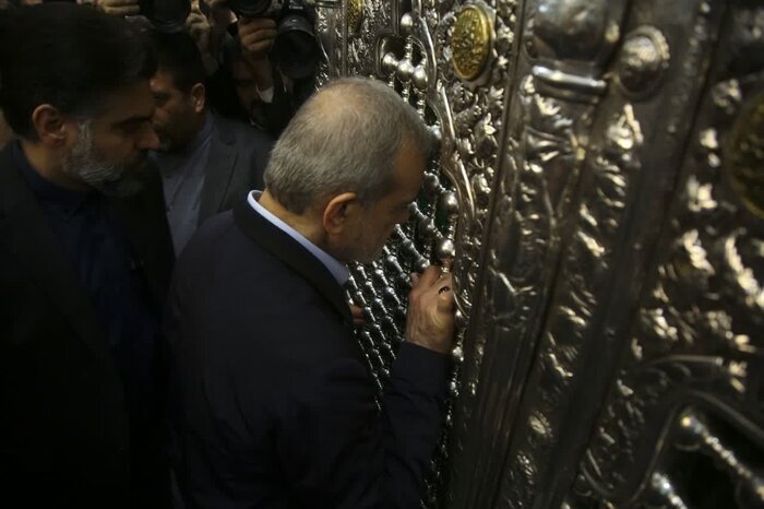 رئیس جمهور وارد قم شد رئیس جمهور وارد قم شد