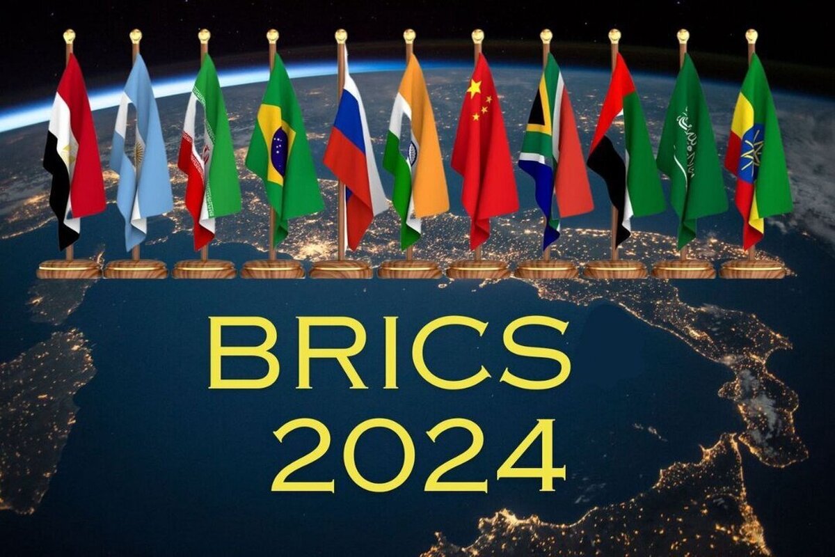 طرح «پل بریکس» (BRICS Bridge)، ابتکار کشورهای عضو گروه بریکس - شامل برزیل، روسیه، هند، چین، و آفریقای جنوبی - برای ایجاد شبکه‌ای اقتصادی و مالی مستقل است که هدف اصلی آن کاهش وابستگی به دلار آمریکا در تجارت جهانی و تقویت ارزهای ملی این کشورها است. این طرح به عنوان بخشی از سیاست‌های جدید اقتصاد جهانی، نه تنها تلاشی برای دور زدن دلار، بلکه گامی برای شکل‌دهی به یک نظم اقتصادی چندقطبی محسوب می‌شود.