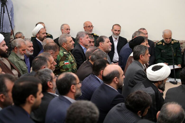 گزارش تصویری ا  رهبر معظم انقلاب در دیدار دست‌اندرکاران کنگره‌ ملی بزرگداشت شهدای استان کرمانشاه