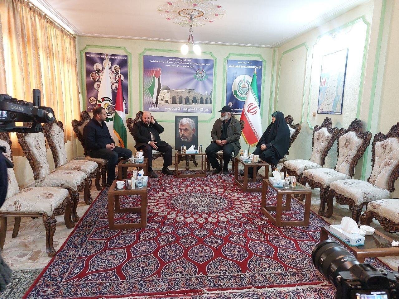 کار نوسان، کمک به جبهه مستضعفین است کار نوسان، کمک به جبهه مستضعفین است