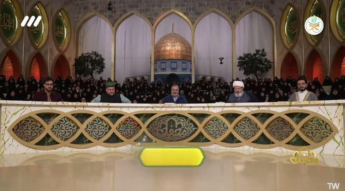 ببینید |  از پخش برنامه «محفل» به پنج زبان مختلف تا بین‌المللی شدن صالح مهدی‌زاده قاری نوجوان برنامه