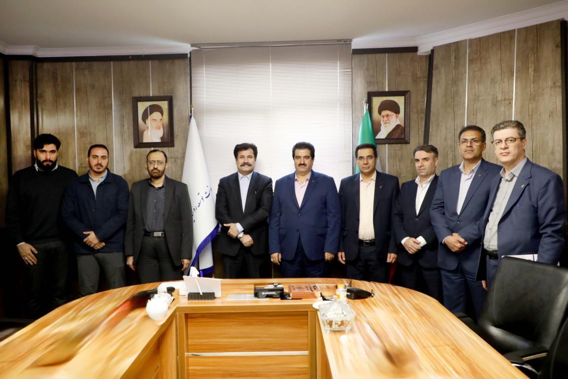 تفاهمنامه همکاری معاونت توسعه روستایی و مناطق محروم کشور و این بانک امضا شد تفاهمنامه همکاری معاونت توسعه روستایی و مناطق محروم کشور و این بانک امضا شد