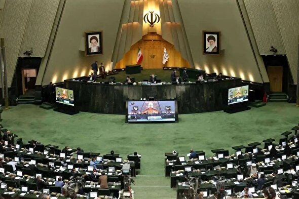 ببینید | تداوم یک قانون شکنی در شبکه بانکی