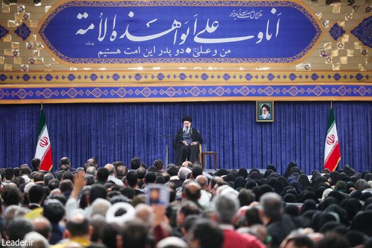 همزمان با خجسته سالروز میلاد با سعادت مولی‌الموحدین حضرت امیرالمومنین علی‌(علیه‌السلام) هزاران نفر از خانواده‌های معظم شهیدان جنگ ۱۲ روزه (شهدای اقتدار)، صبح امروز با رهبر انقلاب اسلامی دیدار کردند.