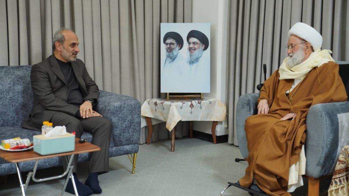 رئیس رسانه ملی در سفر اخیرش به استان قم با رهبر شیعیان بحرین دیدار و گفت‌وگو کرد.