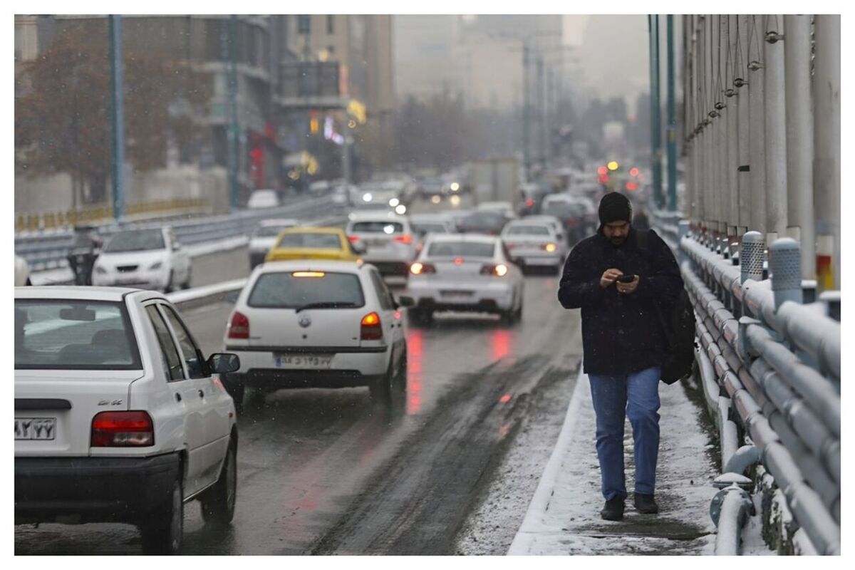 اداره کل هواشناسی استان تهران از ماندگاری سرما همراه با افزایش آلودگی هوا تا پایان هفته خبر داد.