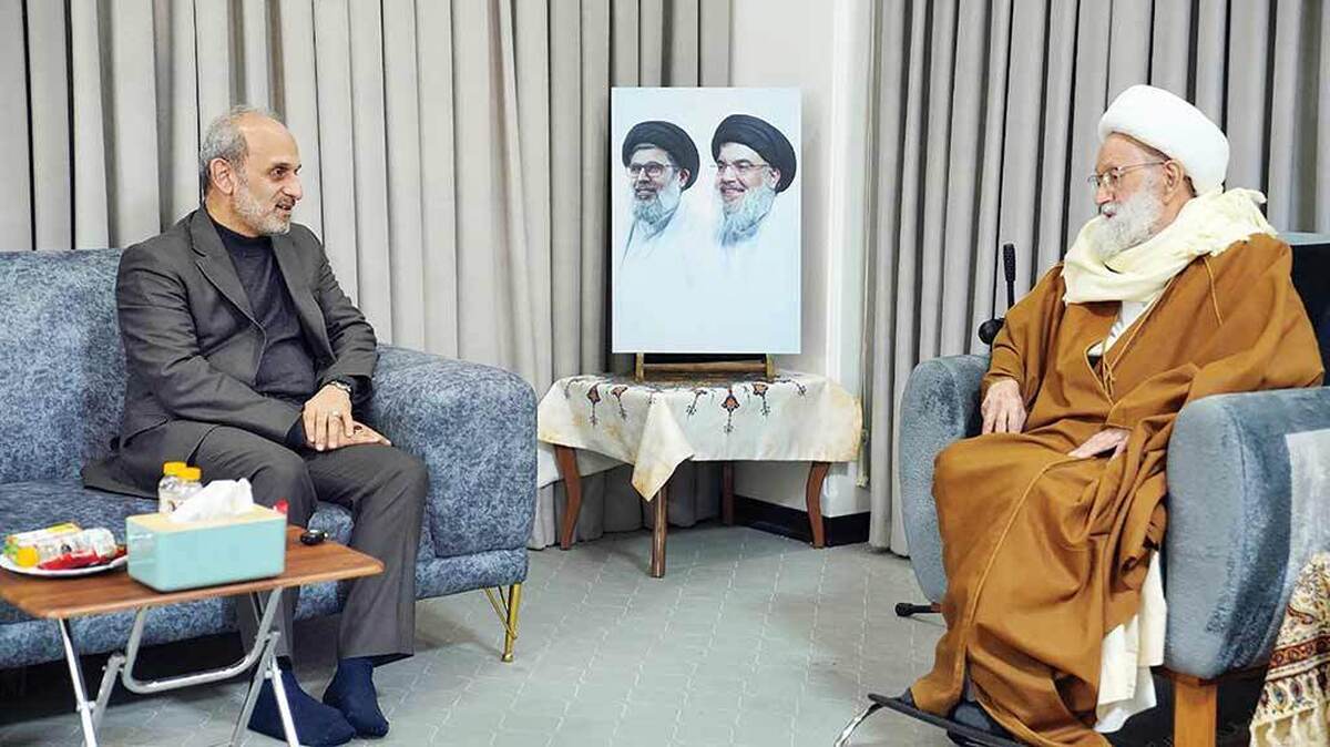 رئیس سازمان صداوسیما در سفری دو روزه به قم، با مراجع عالیقدر این شهر، تولیت آستان حضرت معصومه(س)، تولیت مسجد مقدس جمکران و خانواده سه‌شهید دیدار داشت و در نشست‌هایی مجزا با نمایندگان طلاب، هنرمندان و عضو مجلس خبرگان شرکت کرد.