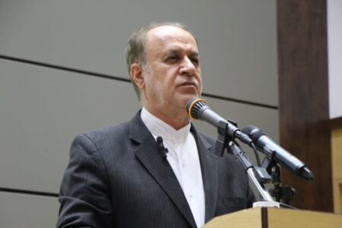 نایب رئیس مجلس از بازگشت ۳۵ هزار میلیارد تومان منابع بانکی به همدان و حل بحران نقدینگی تولیدکنندگان خبر داد.