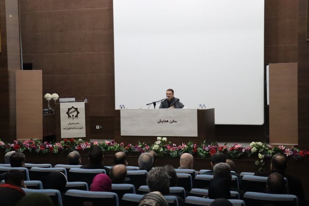 مدیرکل میراث فرهنگی، گردشگری و صنایع دستی البرز گفت: وسعت کم این استان نه‌تنها مانع توسعه گردشگری نیست، بلکه با برنامه‌ریزی هوشمندانه می‌تواند به خلق جریان‌های پایدار اقتصادی و گردشگری منجر شود.