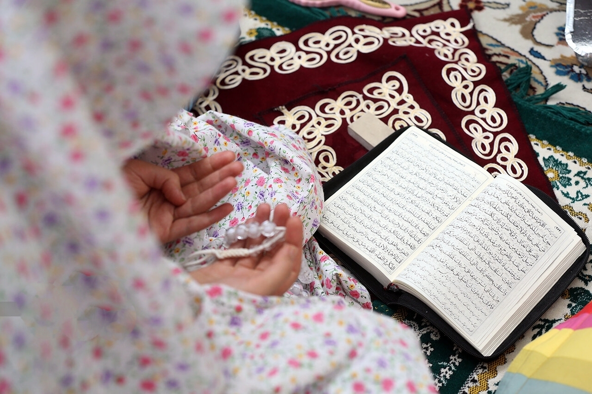 دبیر ستاد اعتکاف استان البرز با تشریح جزئیات نحوه ثبت‌نام معتکفان، از اجرای نهضت فرهنگی «زندگی با آیه‌ها» به‌عنوان مقدمه‌ای محتوایی برای برگزاری هرچه باشکوه‌تر این آیین عبادی و آماده‌سازی جامعه برای ورود به ماه مبارک رمضان خبر داد.